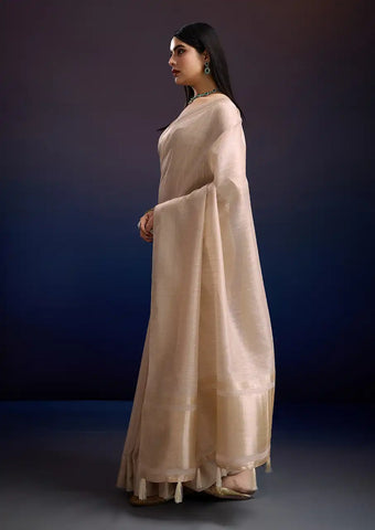 Indo Silk Ivory Sarees Crafted With A Blend Of Linen And Cotton Offer A Unique Combination Of Texture And Elegance