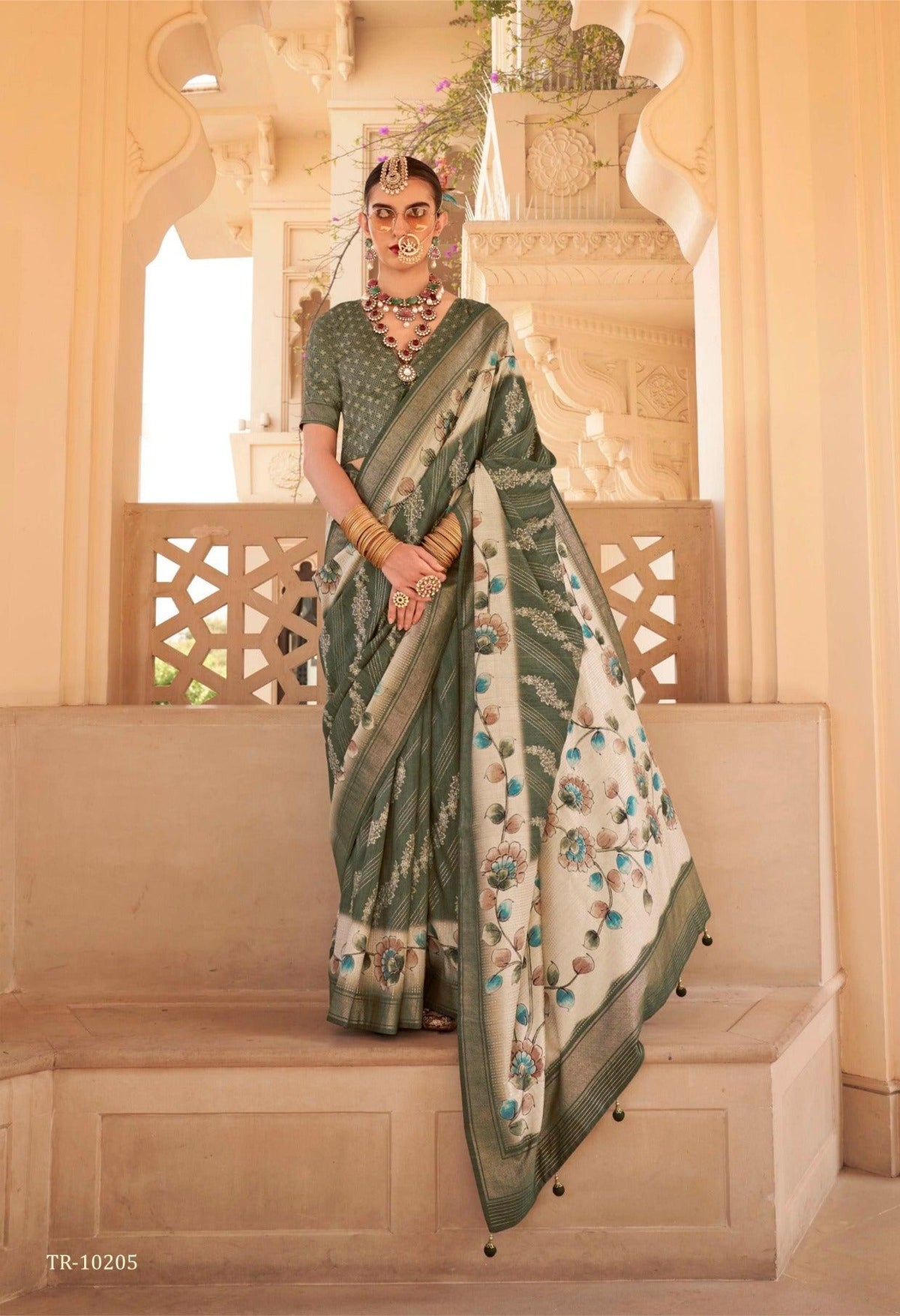 Cotton Silk Saree In Green Color