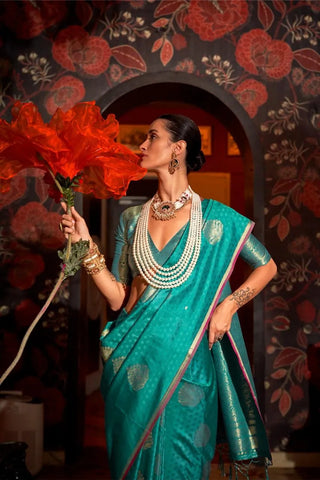 Teal Kaakshi Handwoven Silk Saree With  Brocade Blouse