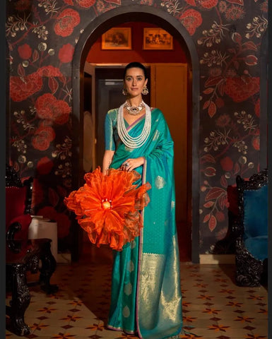 Teal Kaakshi Handwoven Silk Saree With  Brocade Blouse