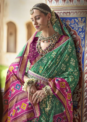 Graceful Green and Pink Bridal Saree in Polyester Viscose Silk – Ideal for Royal Celebrations