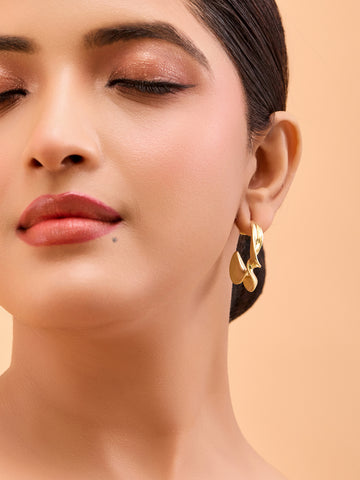 Elegant Gold-Plated Leaf Design Earrings – Anti-Tarnish Finish