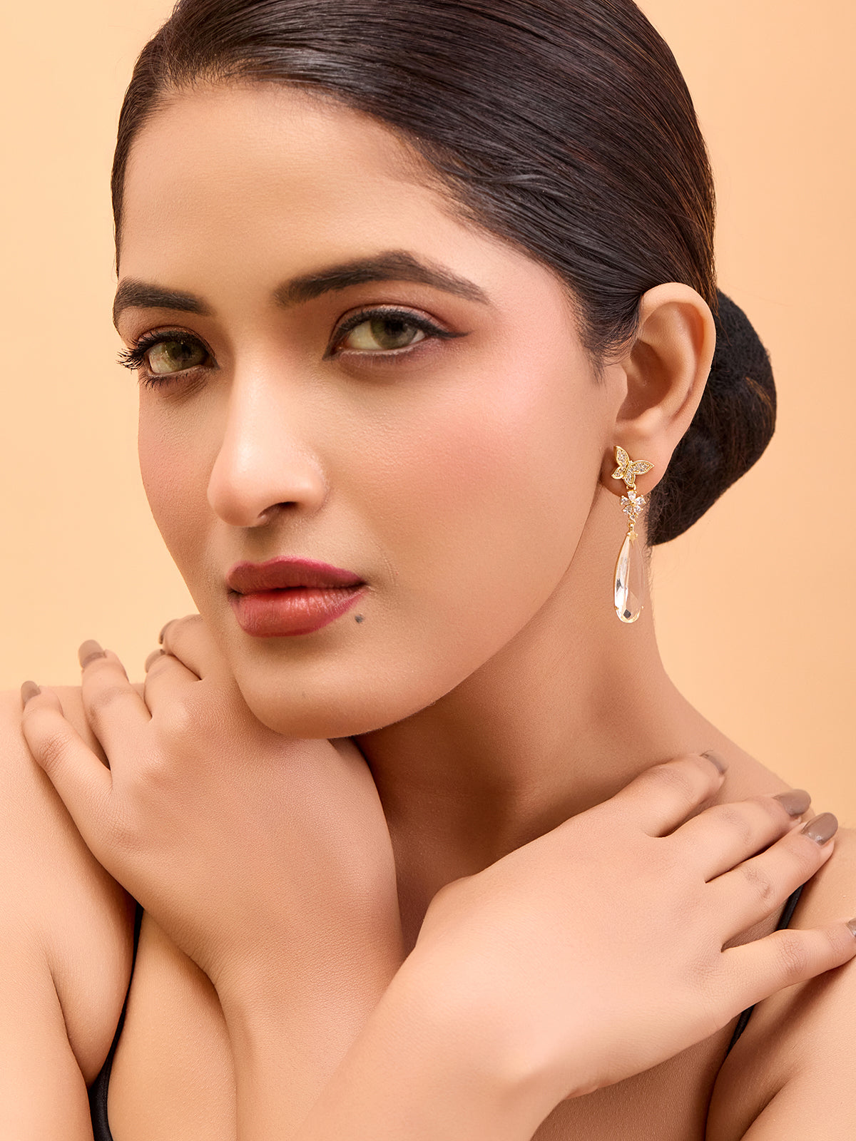 Gold-Plated Teardrop Earrings with Floral Design – Crystal Accent (Anti-Tarnish)