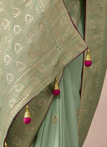 Green Color Silk Saree - Designer & Luxurious | INDOSILK