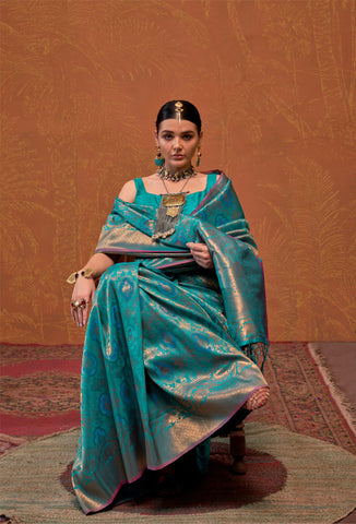 Banarasi Handloom Saree In Sea Green